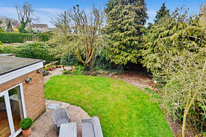 Photo 32- click for photo gallery